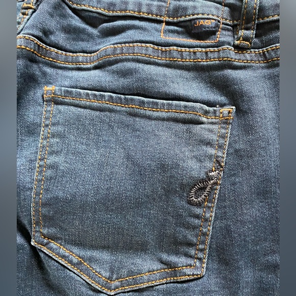 Jag Jeans, 14 Petite, Mid-rise Skinny, Indigo Wash, Excellent Condition - Picture 6 of 9